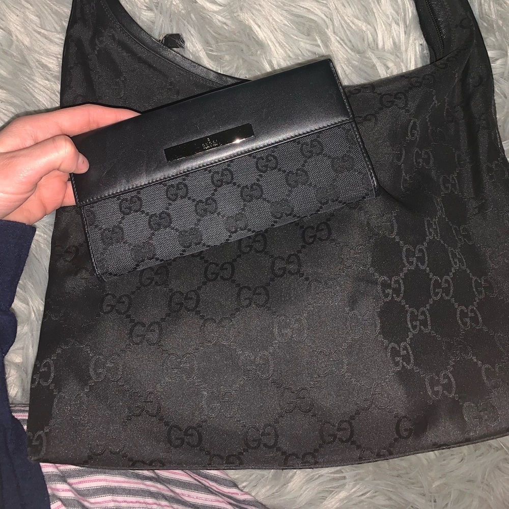 Gucci purse w wallet  trade for DY -for jasmine ❤️